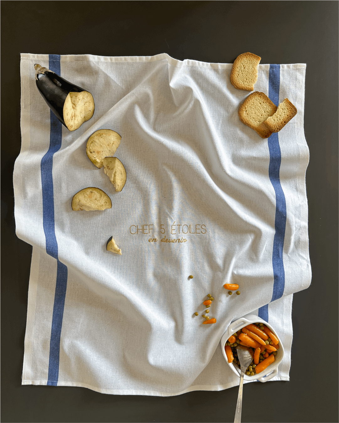 Torchon de cuisine Blanc Bleu brodé - Chef 5 étoiles - Collection cata de la cuisine - Simone Home