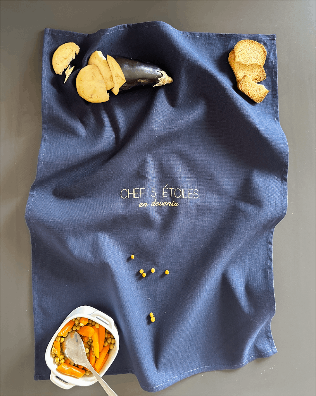 Torchon de cuisine Bleu Marine brodé - Chef 5 étoiles - Collection cata de la cuisine - Simone Home