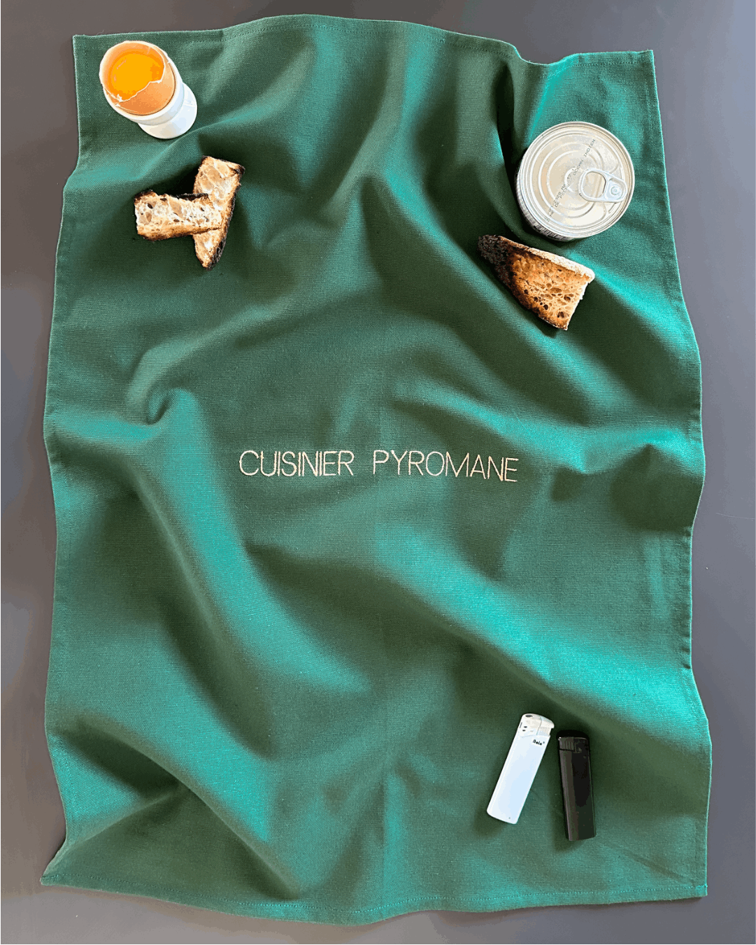 Torchon de cuisine Vert sapin - Cuisinier Pyromane - Collection Cata de la cuisine - Simone Home