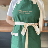 Tablier de cuisine Vert Sapin  brodé - Gâte sauce  -  Collection cata de la cuisine   - Simone Home 